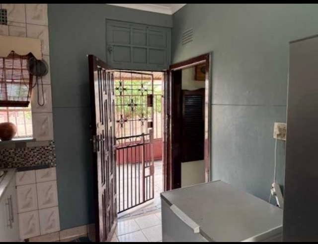3 BEDROOM HOUSE FOR SALE IN SOUTH HILLS